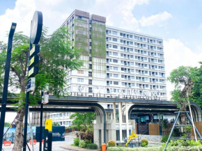 Comfy and Modern Look 1BR Gateway Park LRT City Bekasi Apartment By Travelio